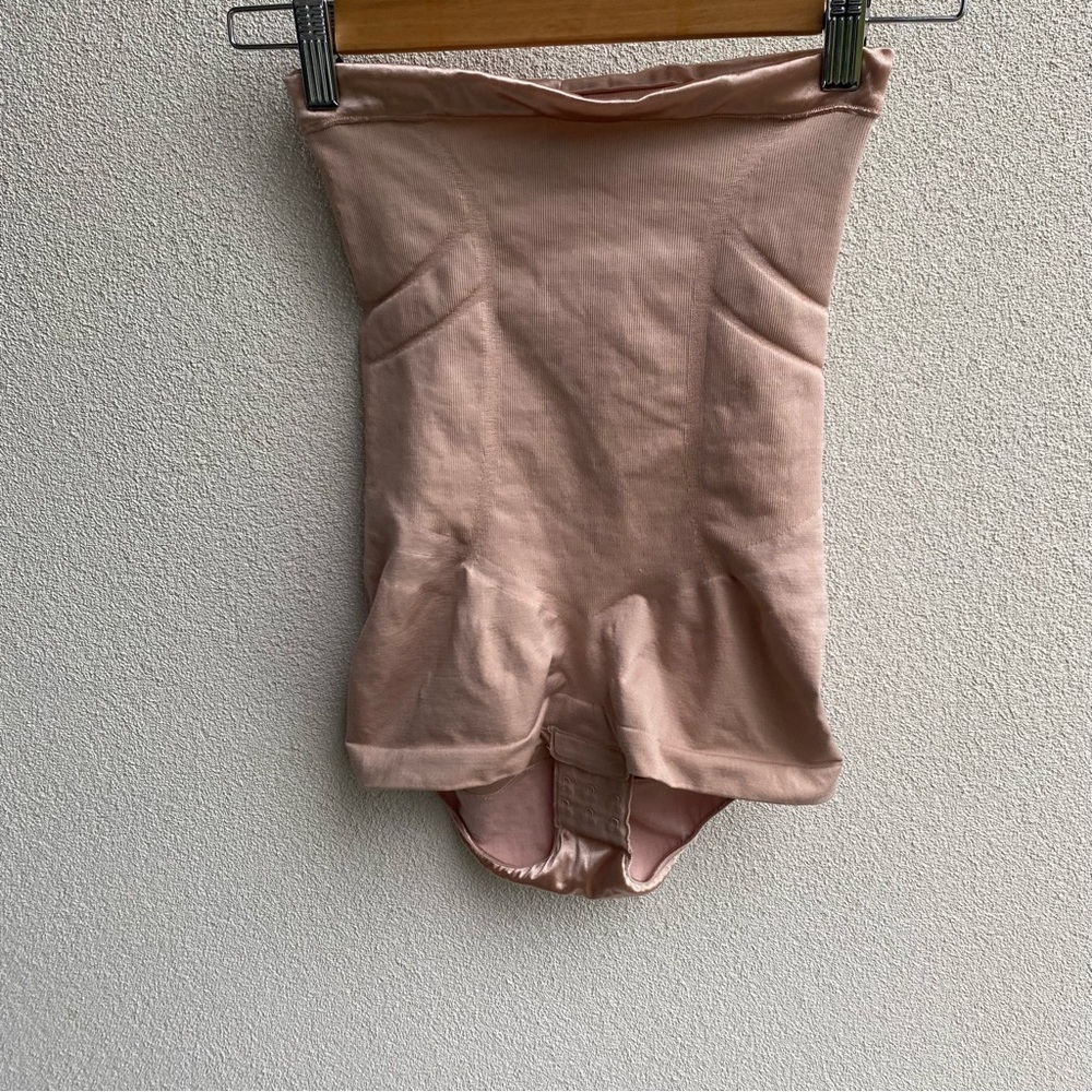 SPANX High Waisted Brief slimmer and shine body tunic l